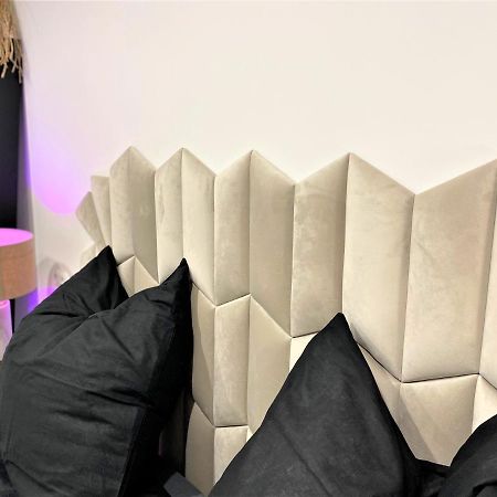 Design+Luxus Apartment Im Zentrum! +Netflix 바르샤바 외부 사진