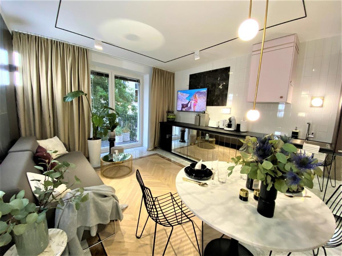 Design+Luxus Apartment Im Zentrum! +Netflix 바르샤바 외부 사진